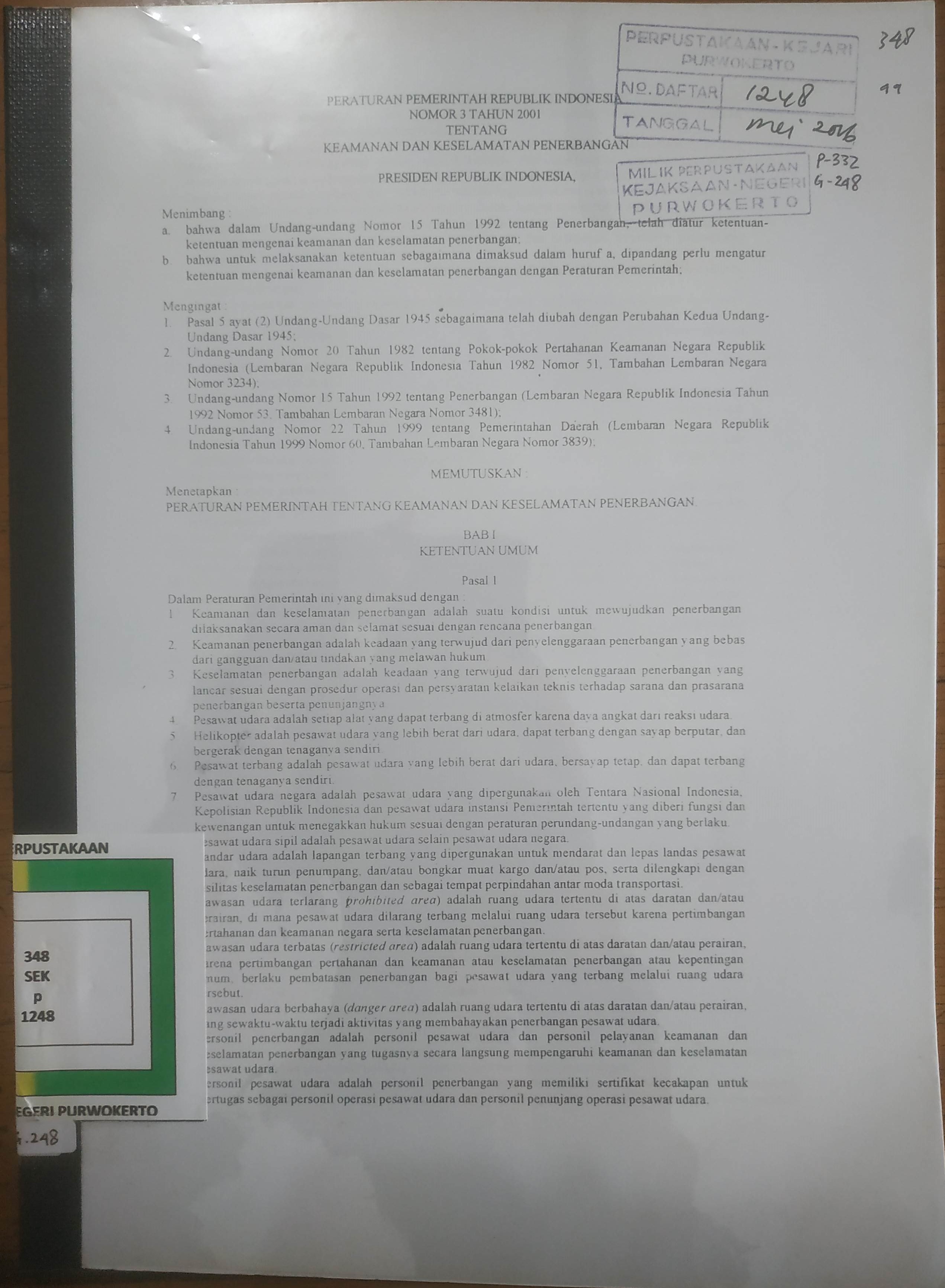 Cover Peraturan Pemerintah Republik Indonesia Nomor 3 tahun 2001 tentang Keamanan dan keselamatan Penerbangan .