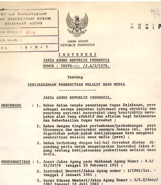 Cover KEBIJAKSANAAN PEMBERITAAN MELALUI MASS MEDIA