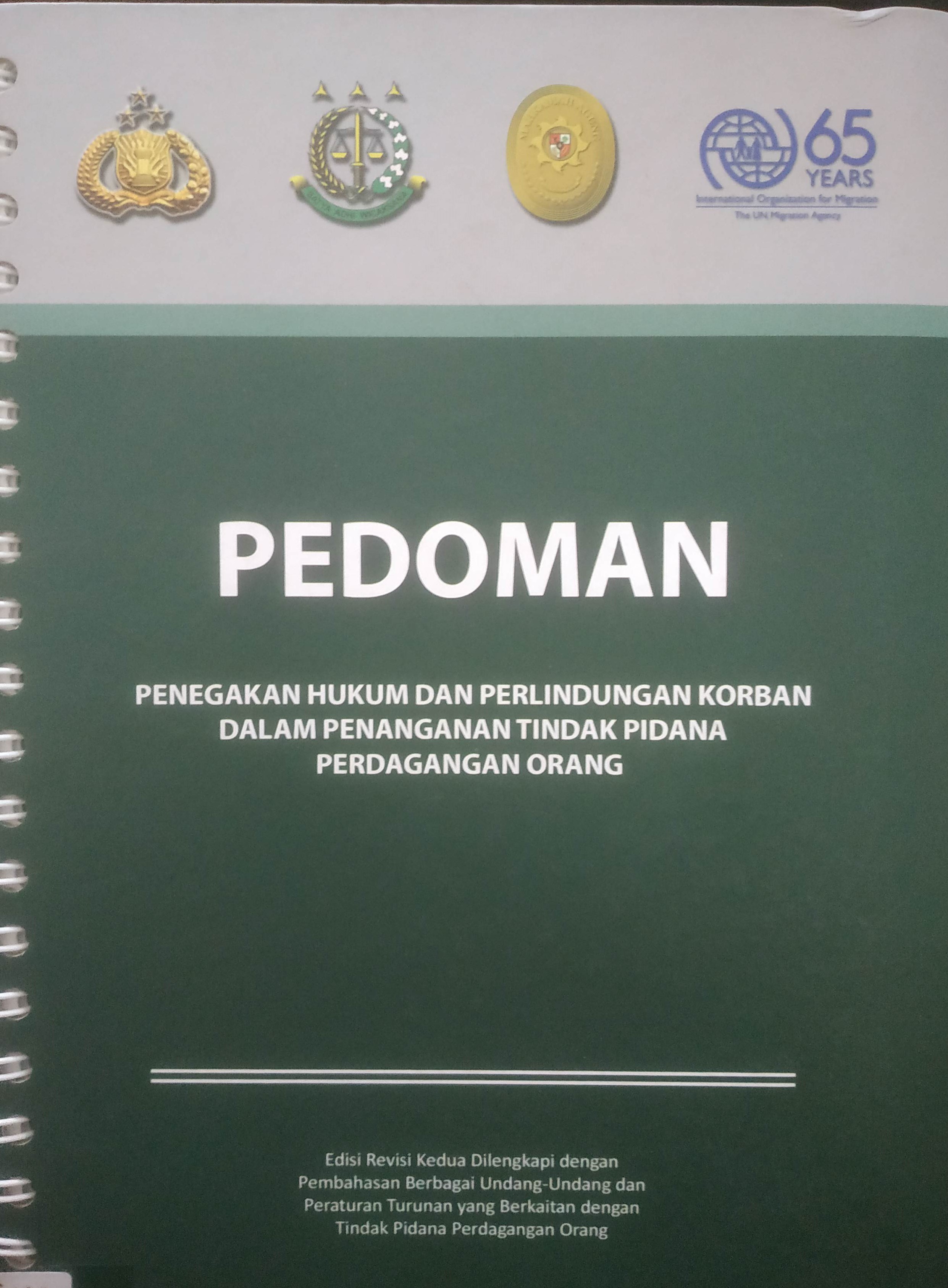 Cover Pedoman Penegakan Hukum dan Perlindungan Korban dlam Penanganan Tindak Perdagangan Orang