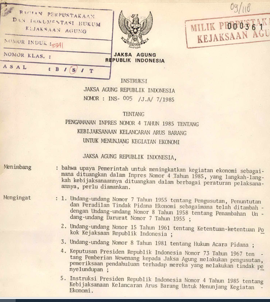Cover PENGAMANAN INPRES NOMOR 4 TAHUN 1985 TENTANG KEBIJAKSANAAN KELANCARAN ARUS BARANG UNTUK MENUNJANG KEGIATAN EKONOMI